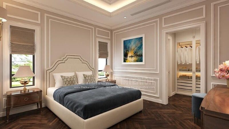 Sắp xếp nội thất phòng ngủ tân cổ điển có tủ quần áo đẹp, sang trọng.